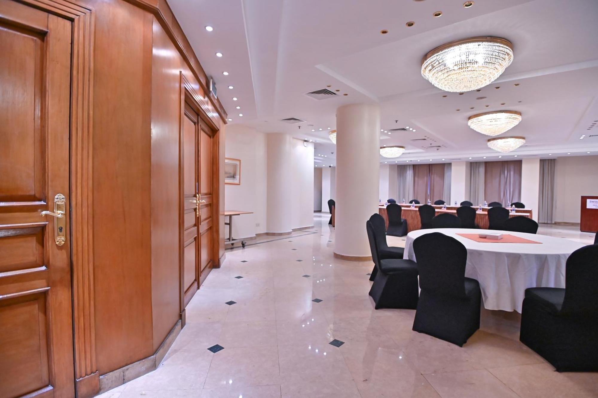 Swiss Inn Nile Hotel Giza Buitenkant foto