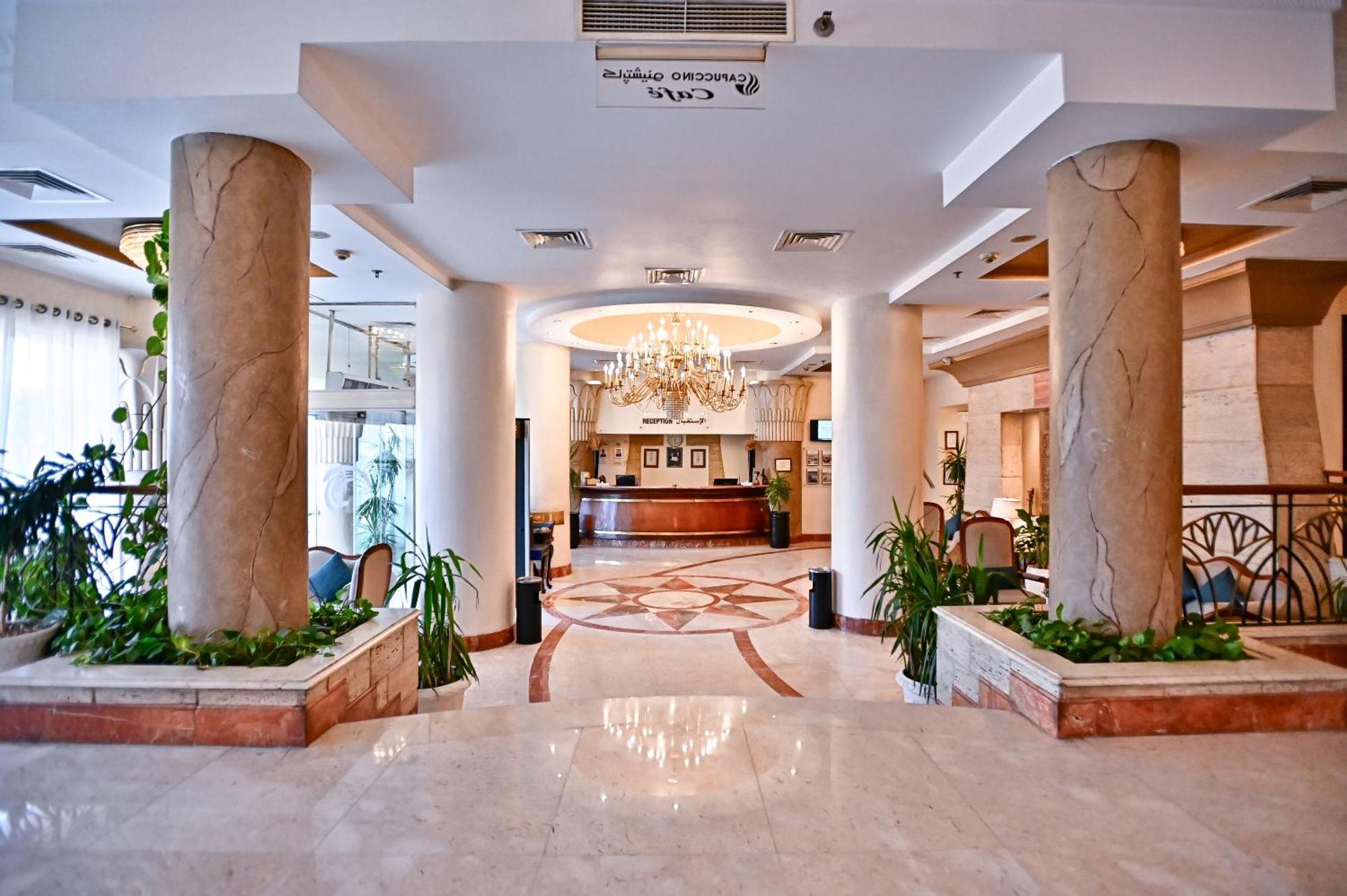 Swiss Inn Nile Hotel Giza Buitenkant foto