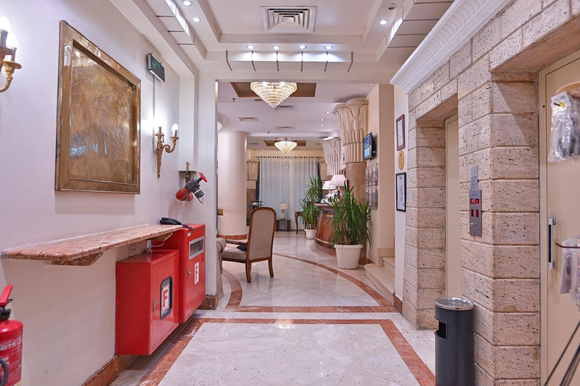 Swiss Inn Nile Hotel Giza Buitenkant foto