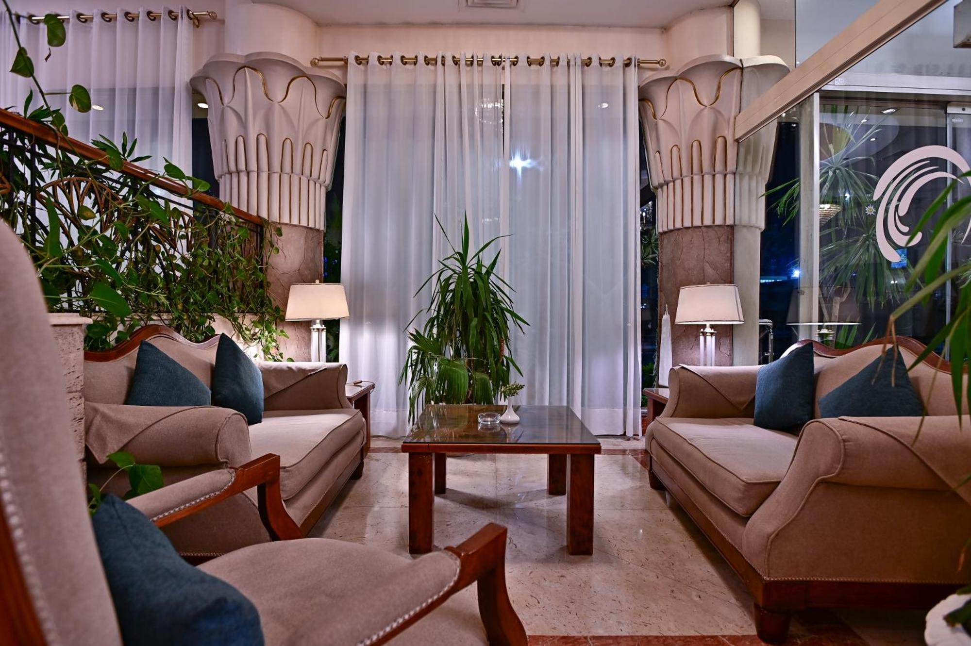 Swiss Inn Nile Hotel Giza Buitenkant foto