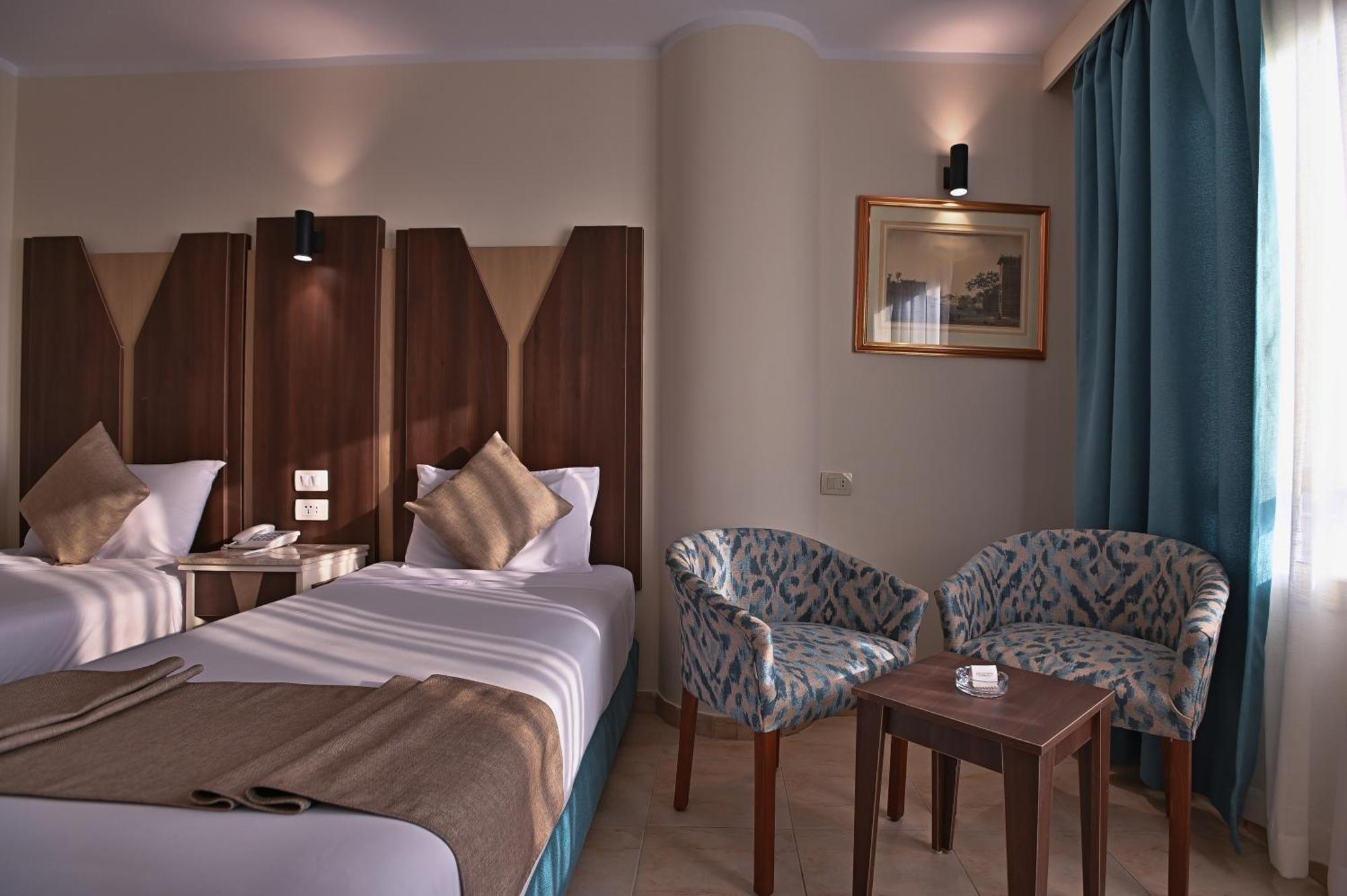 Swiss Inn Nile Hotel Giza Buitenkant foto