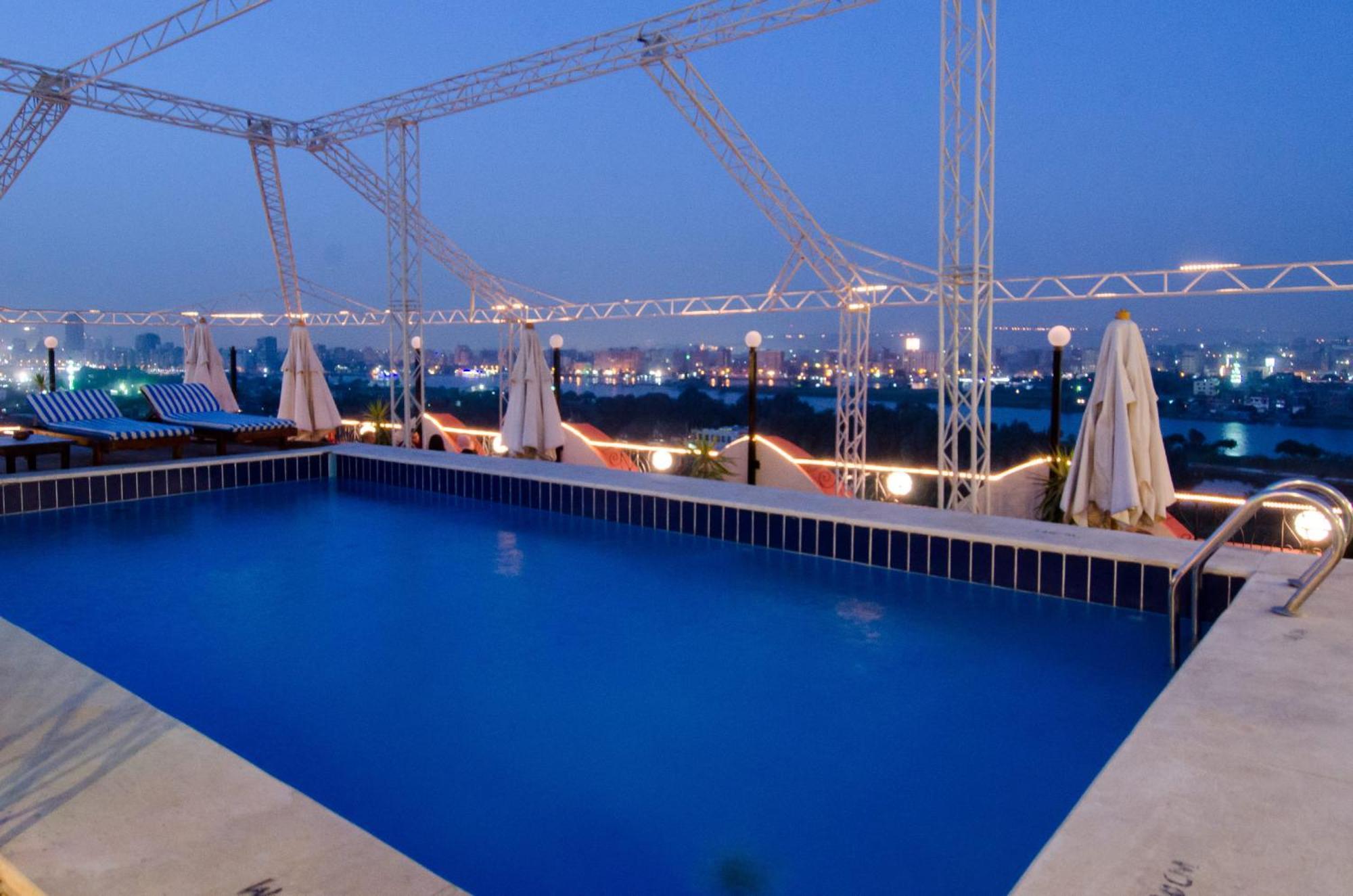 Swiss Inn Nile Hotel Giza Buitenkant foto